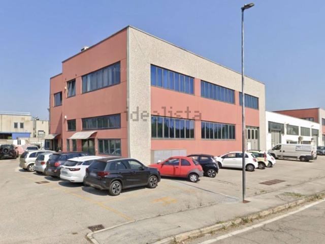 Capannone in vendita a Ponzano Veneto, Ponzano