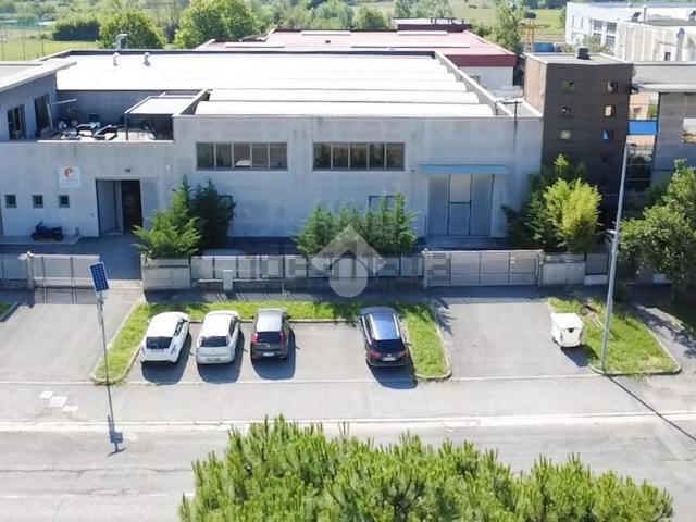 Capannone in vendita a Cascina Malora, Rezzato
