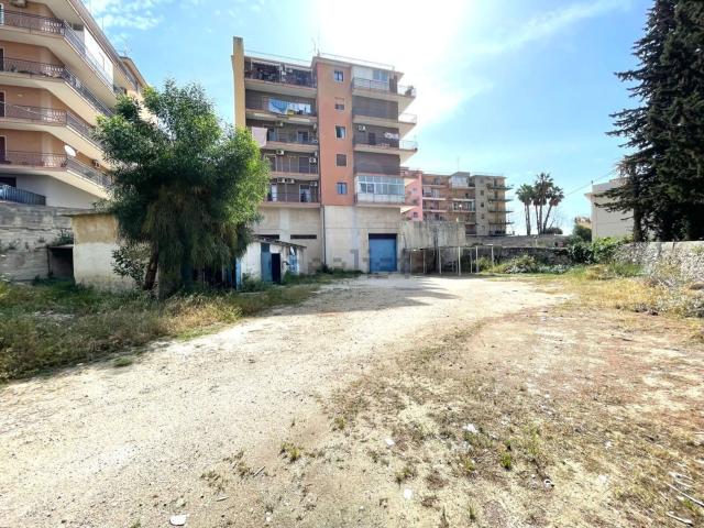 Capannone in vendita a Acradina, Siracusa