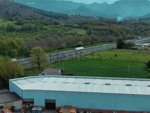Capannone in vendita a Fontanarosa, Cassino