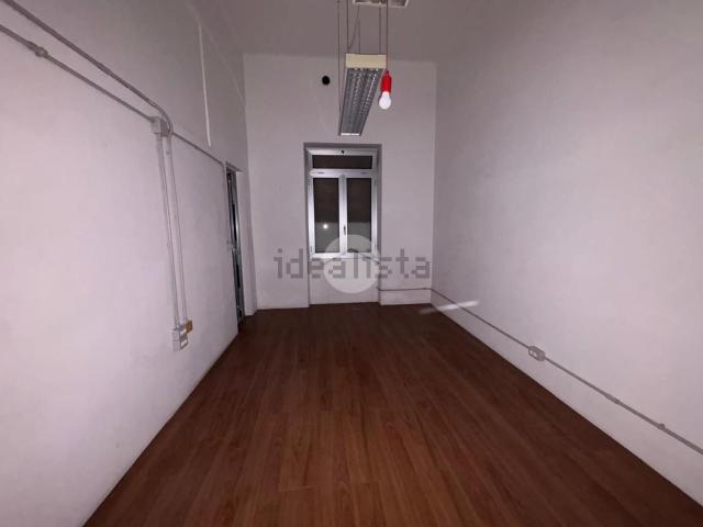 Capannone in vendita a Medio Ponente, Serra Riccò