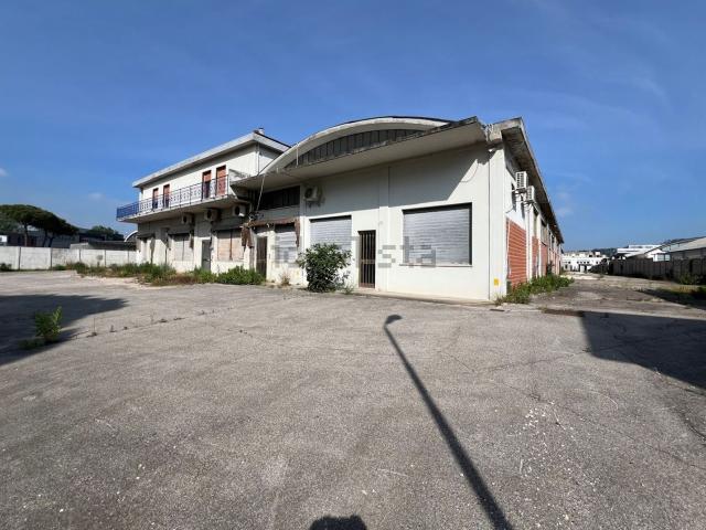 Capannone in vendita a Marche, Pesaro E Urbino