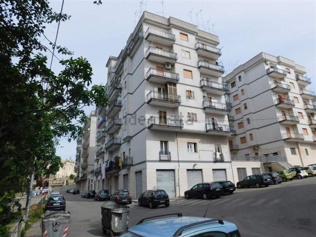 Capannone in vendita a Puglia, Taranto