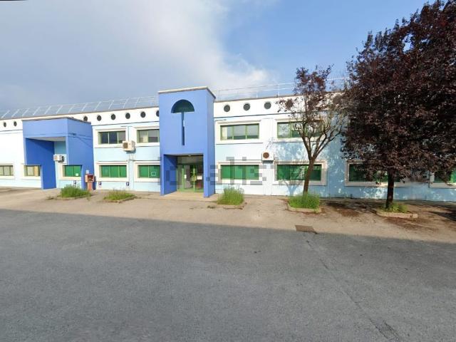 Capannone in vendita a Vazzola, Veneto