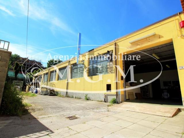 Capannone in vendita a Cascine di Buti, Buti