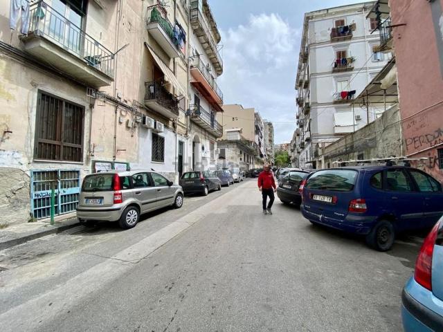 Capannone in vendita a Municipalità 3, Campania