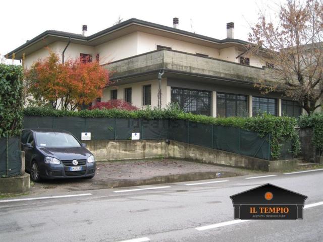 Capannone in vendita a Monticello Conte Otto, Vicenza