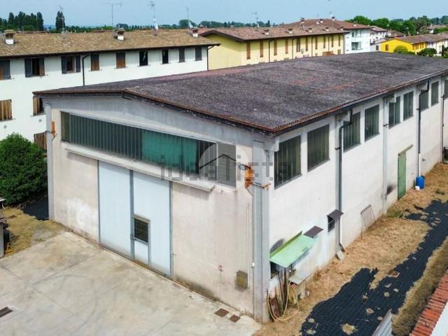 Capannone in vendita a Casaloldo, Lombardia