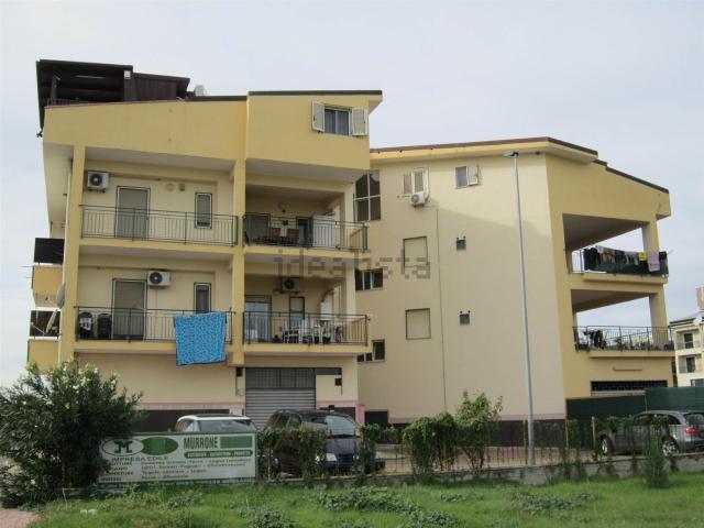Capannone in vendita a Quartiere Frasso, Rossano Scalo