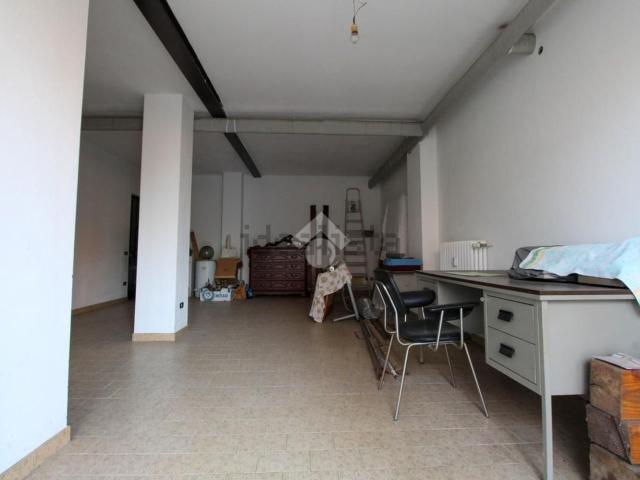 Capannone in vendita a Valbona, Ponteranica