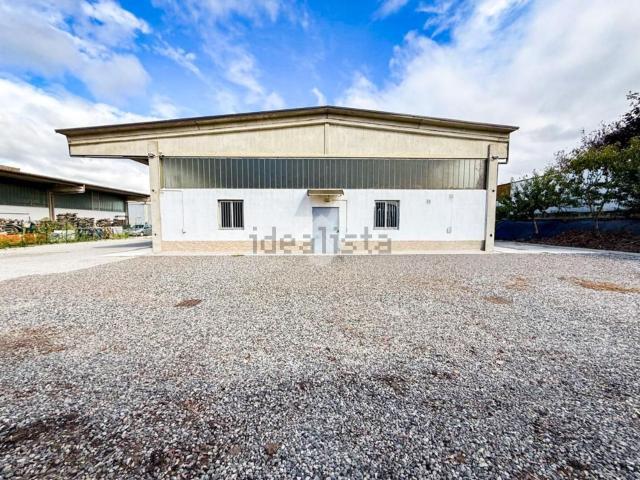 Capannone in vendita a Polo industriale, Codogno