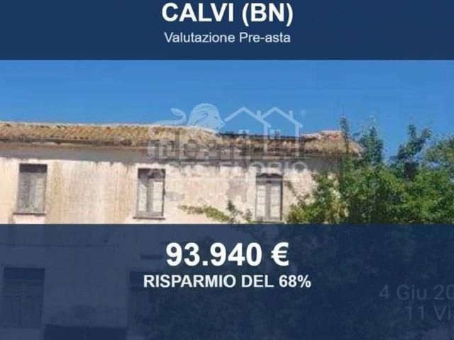 Capannone in vendita a Calvi, Campania