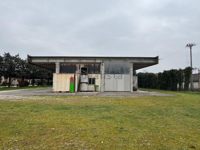 Capannone in vendita a Vighizzolo, Montichiari