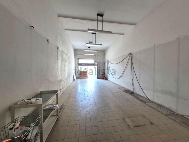 Capannone in vendita a Unione di Comuni Valdarno e Valdisieve, Rufina