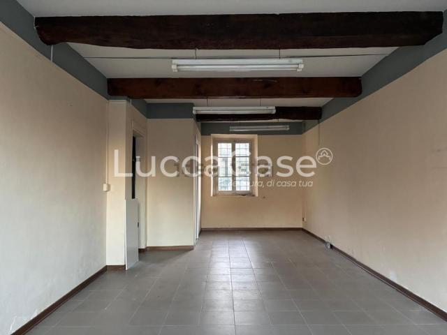Capannone in vendita a Sant'Anna, Bagni Di Lucca Ponte