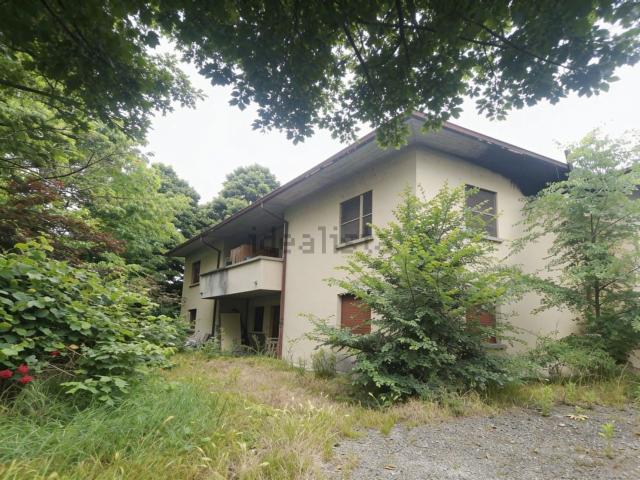 Capannone in vendita a Lubiana, Sorbolo