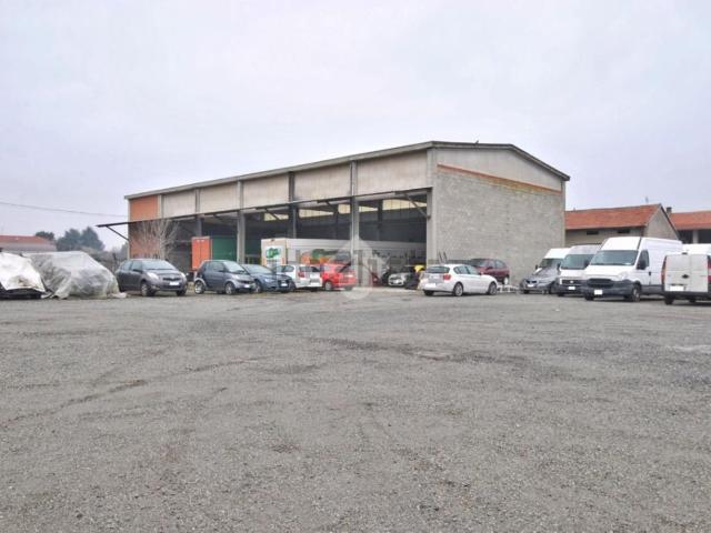 Capannone in vendita a Cigliano, Vercelli