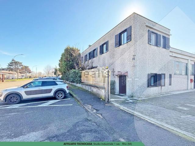Capannone in vendita a Zona Industriale Via della Fornace, Pogliano Milanese