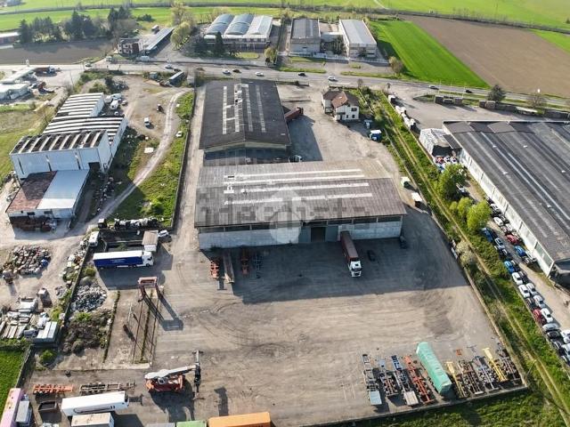 Capannone in vendita a Piemonte, Alessandria