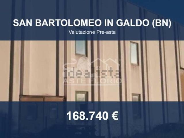 Capannone in vendita a San Bartolomeo In Galdo, Campania