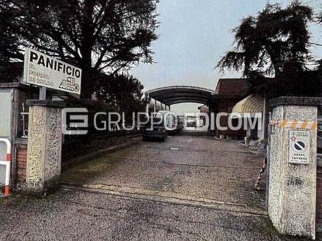 Capannone in vendita a Unione Terre e Fiumi, Copparo