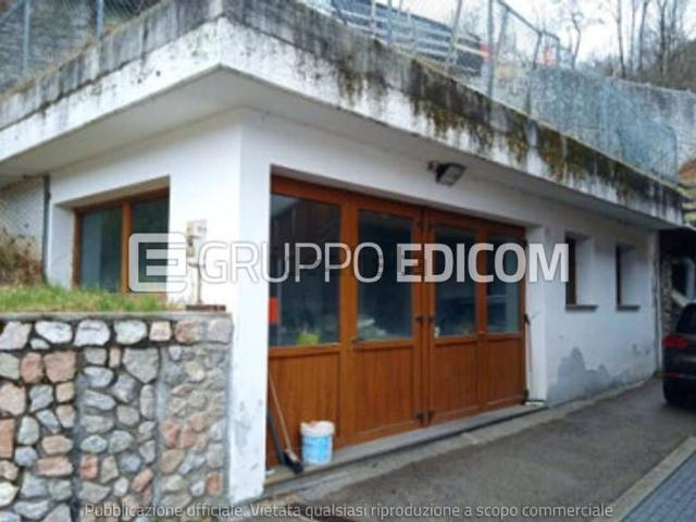 Capannone in vendita a Pieve Di Cadore, Veneto