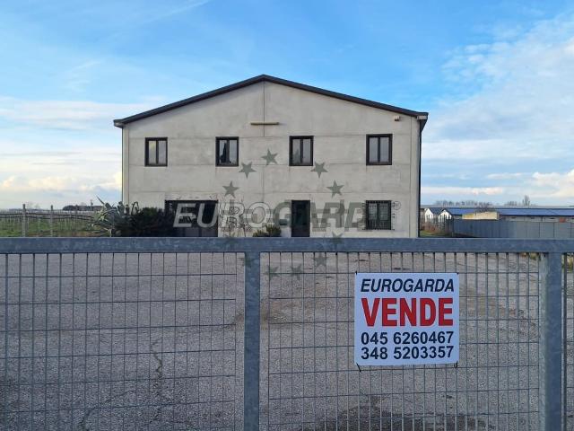 Capannone in vendita a Roverbella, Lombardia