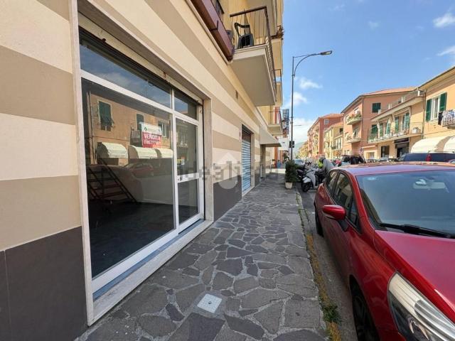 Capannone in vendita a Lavagna, Liguria