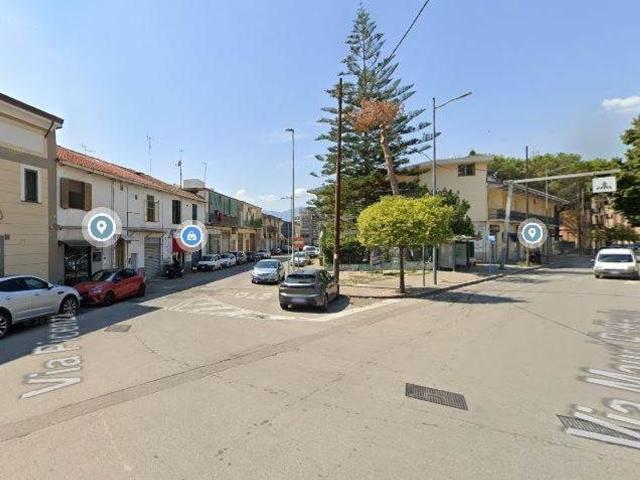 Locale Commerciale in vendita a Arbostella, Salerno