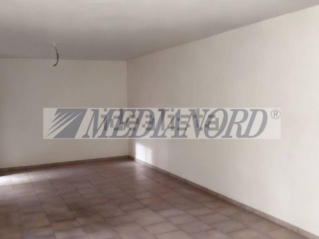 Capannone in vendita a Pedrengo, Bergamo