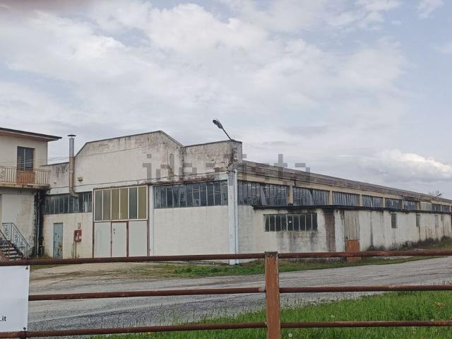 Capannone in vendita a Premariacco, Friuli-Venezia Giulia