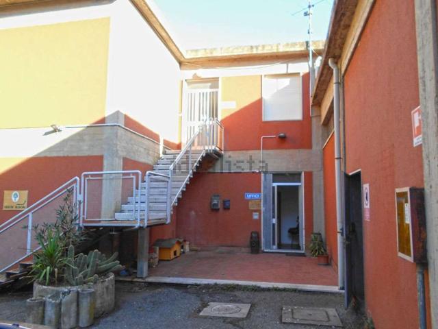 Capannone in vendita a Lecchi, Toscana