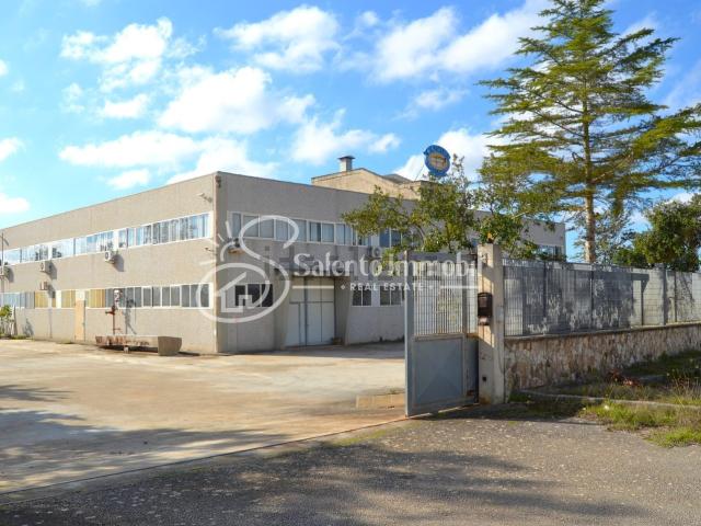 Capannone in vendita a Puglia, Taranto