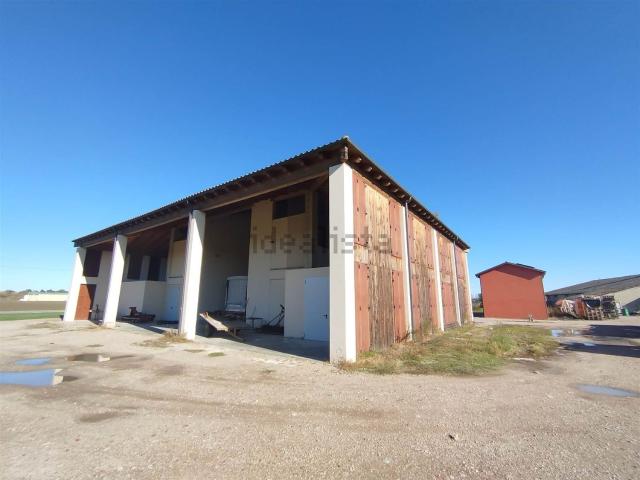 Capannone in vendita a Unione Comuni Modenesi Area Nord, Medolla