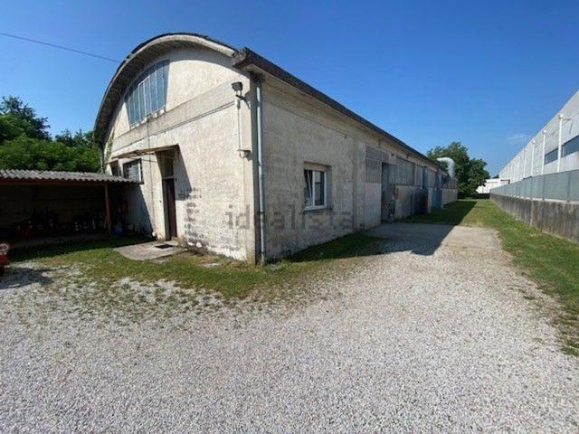 Capannone in vendita a Martignacco, Friuli-Venezia Giulia