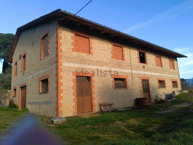 Capannone in vendita a Sanguineto, Tuoro Sul Trasimeno