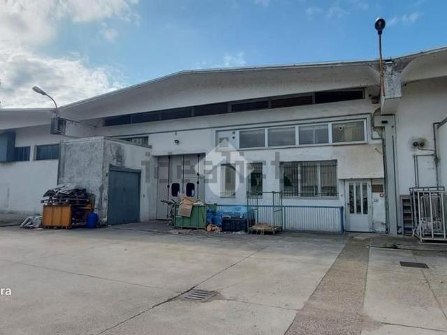 Capannone in vendita a Buscate, Lombardia