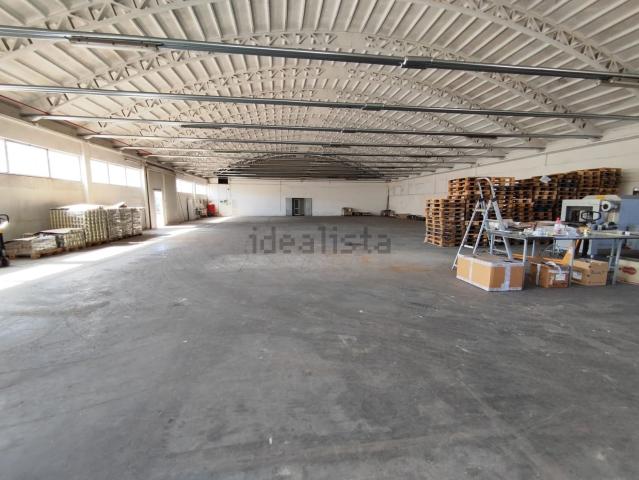 Capannone in vendita a Torchiarolo, Brindisi