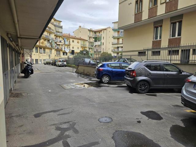 Capannone in vendita a Quartiere 4, Firenze