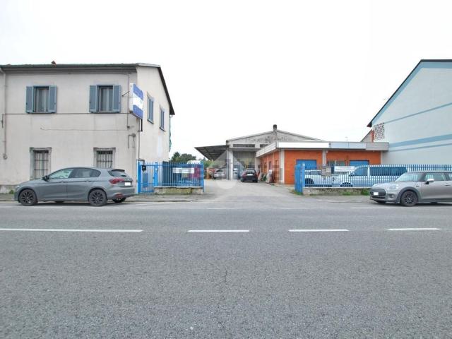 Capannone in vendita a Piemonte, Vercelli