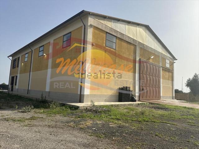 Capannone in vendita a Siracusa, Sicilia