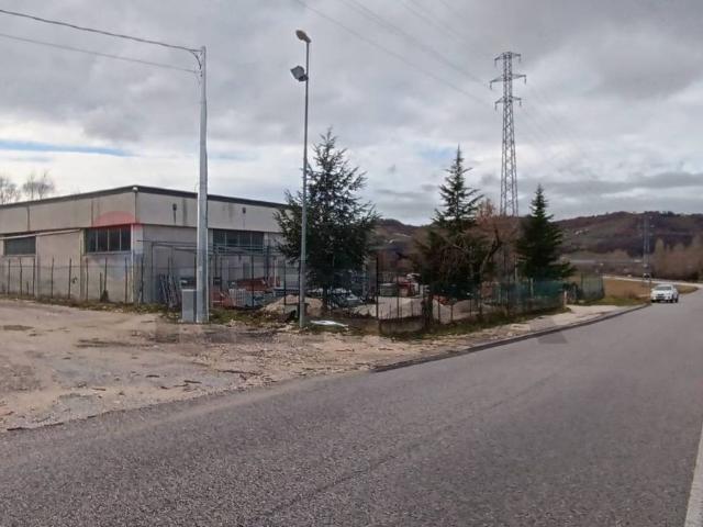 Capannone in vendita a Nocera Umbra, Umbria