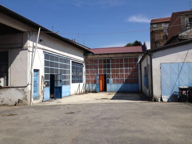 Capannone in vendita a Porta Milano, Casale Monferrato