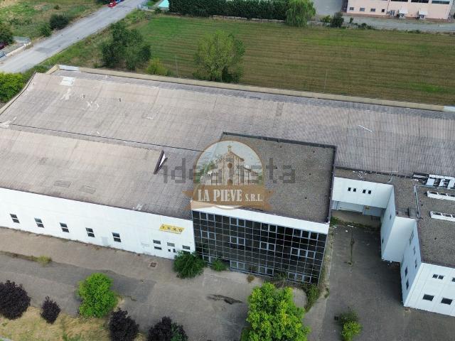 Capannone in vendita a Zona Industriale D5, Alessandria