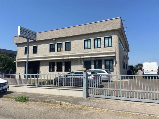 Capannone in vendita a Cella, Reggio Emilia