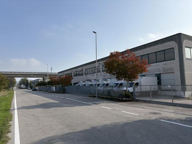 Capannone in vendita a Marche, Ancona