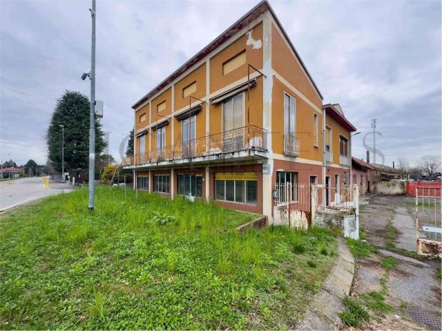 Capannone in vendita a Castelseprio, Lombardia