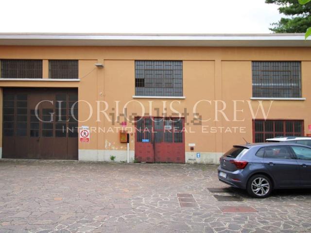 Capannone in vendita a Valle Guidino, Besana In Brianza