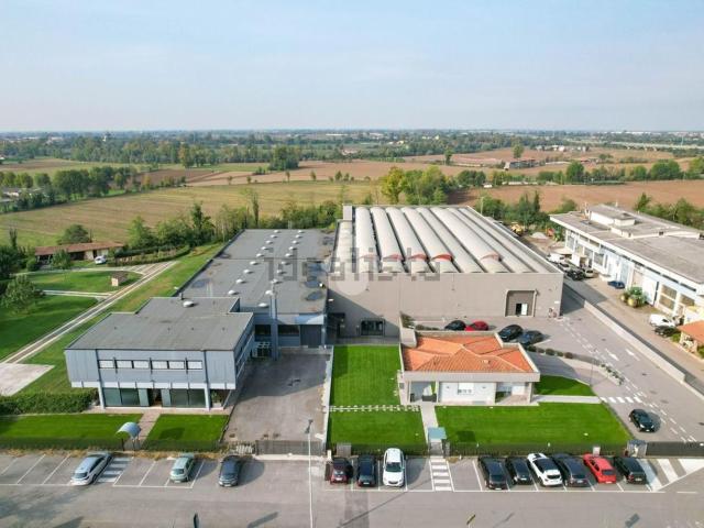 Capannone in vendita a Rudiano, Brescia