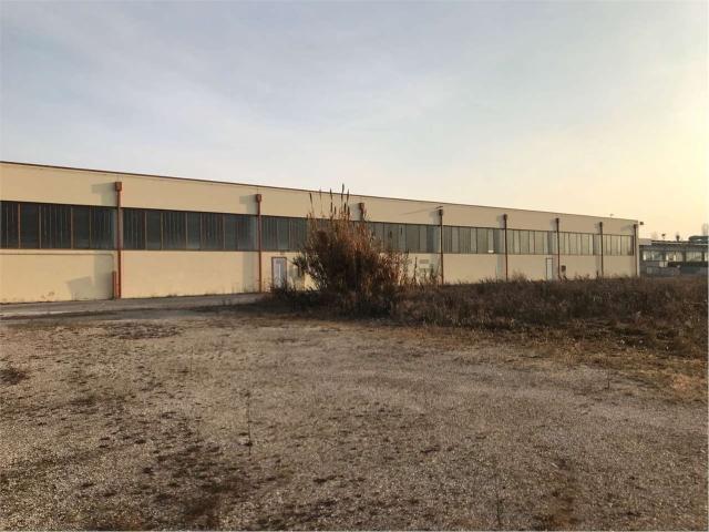 Capannone in vendita a Pramaggiore, Veneto
